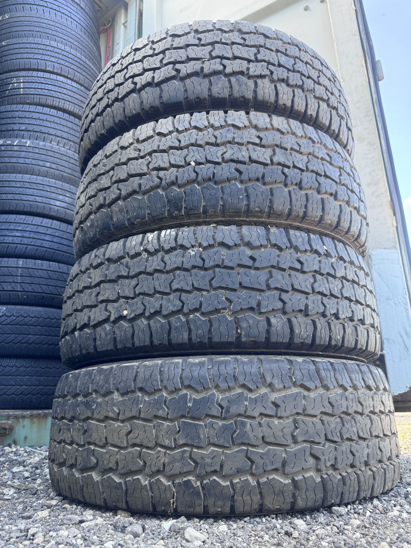 LT 265/75R16 Cooper Truck Tires 