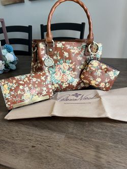Patricia Nash Leather Purse