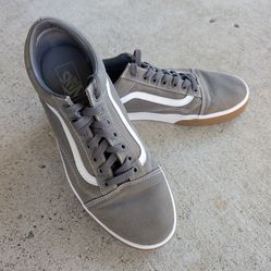 Men's size 11 Vans shoes (worn twice)