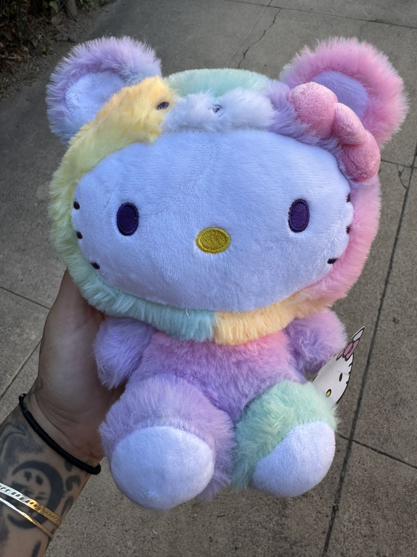 Hello Kitty Plushie