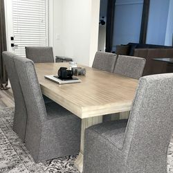 Dining Room Table And Chairs Set ( 6 Chairs / People )