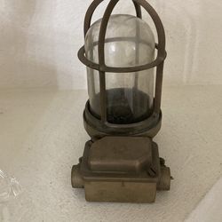 Antique Bronze Passage Bulkhead Ship Light