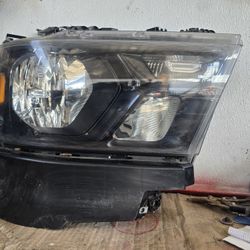 2019 2023 dodge ram1500 passenger oem black housing  headlight 