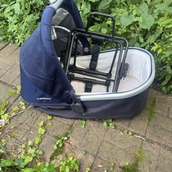 UPPA Bassinet   and Stand 