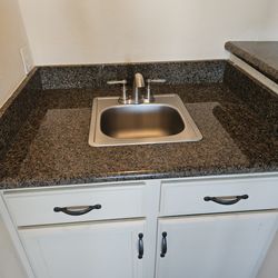 Granite Kitchen Countertop with Sink