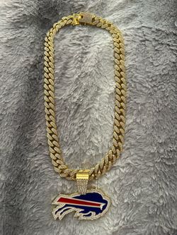 Buffalo Bills necklace and charm 20$