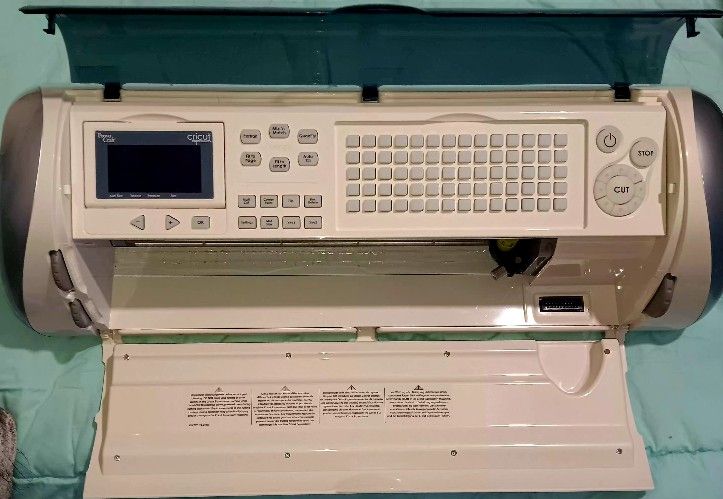 Cricut Personal Electronic Cutter,