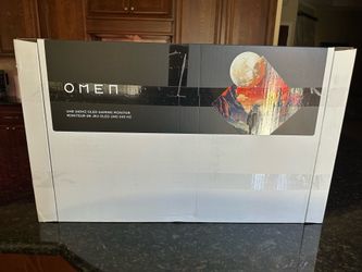 PRICED TO SELL!!! HP OMEN TRANSCEND 32” 4K OLED GAMING MONITOR