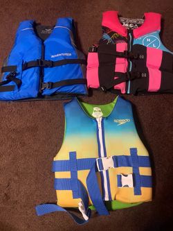 Kids Life Vests 50-90 lbs weight range