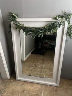 White mirror