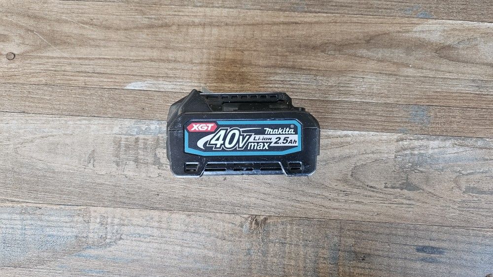 Makita 40v battery