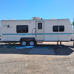 1999 Artic Fox Trailer