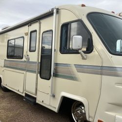 1992 Suncrest 50,000 Original Miles Great Condition