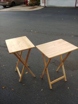 Foldable tables