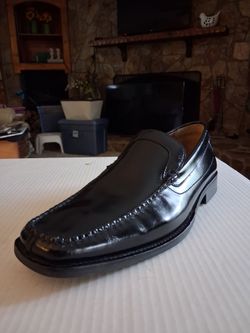 (Size-10M) Like New, Men's, Bass Talent Genuine Leather Dress Loafers with Rubber Sole, Made in Brazil 1342003