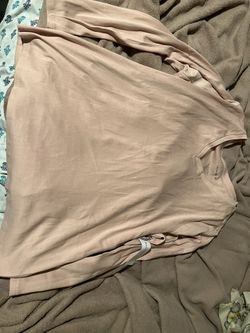 Basic V Neck Long Sleeve Tee