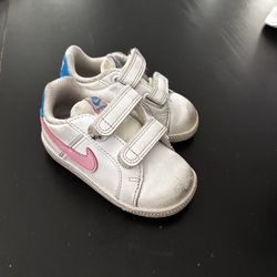 Nike Size 5