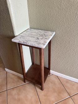 Small marble coffee table