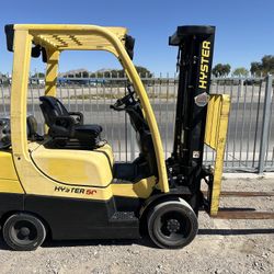 2013 HYSTER S50CT FORKLIFT - 5k Lb Cap - 3 Stage Mast
