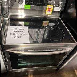 LG LRELF InstaView AirFry 30-in Stove