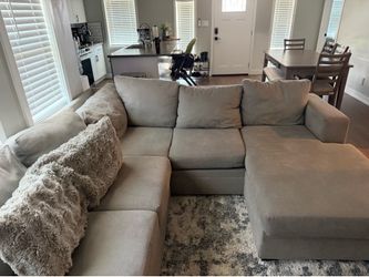 Sectional couch