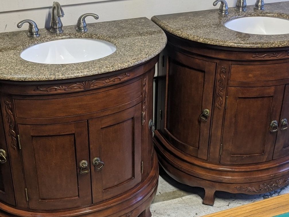 Beautiful Bathroom Vanity's & Light Fixtures