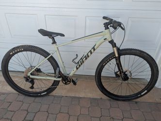 Giant Talon 1 29er Hardtail Bike