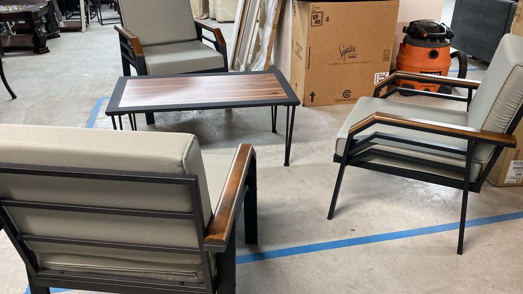 💥💥💥Patio 3 Chairs Color Gray Financing AVAILABLE 💰🤩