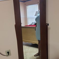 Mirror/jewelry Armoire 