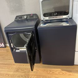 Very Nice And Gas Dryer And Washer 