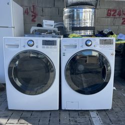 LG Washer And Dryer Set 