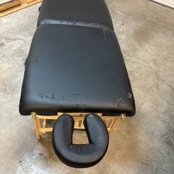 Professional Massage Table - As New BUT needs Recovering