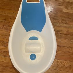 Munchkin bathtub 
