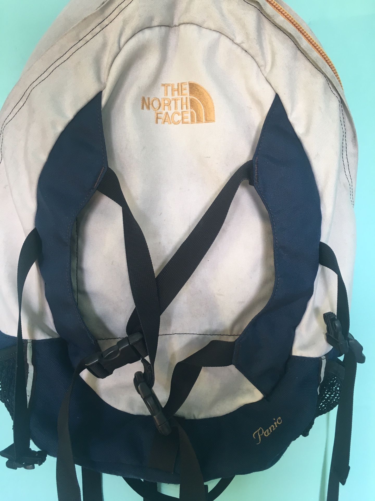 THE NORTH FACE BACKPACK