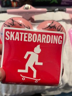 Travis Scott cactus jack skateboard trucks/wheels/wax