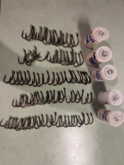 Large lot of Mustad live bait ocean fishing hooks