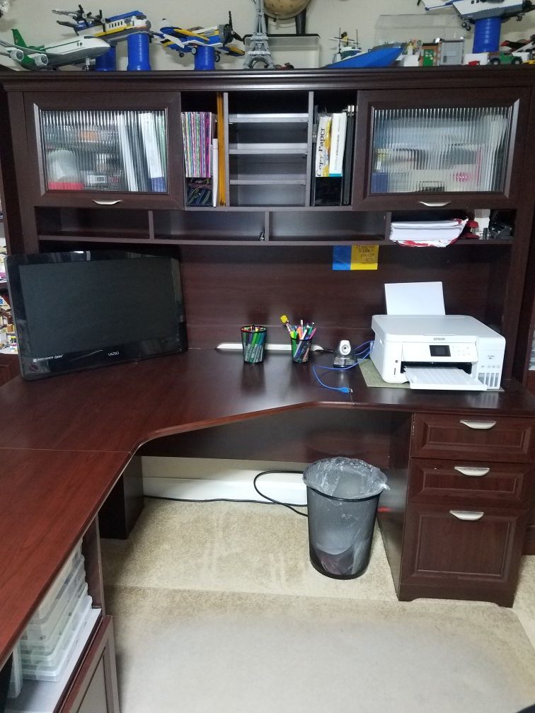 Executive desk
