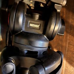 NEEWER Large Camera Tripod Stand 