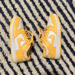 Nike Dunk Very Slightly Used Size 7