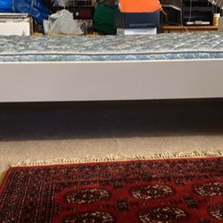 Twin Bed With sealy Mattress