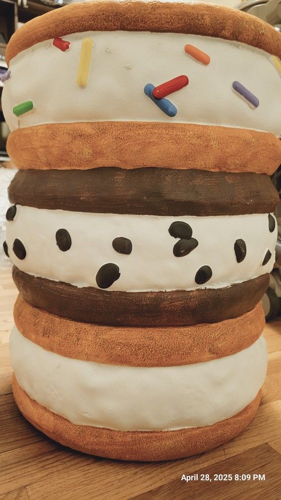 Ice Cream Cookie Sandwich Stool