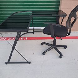 Black Desk With Chair