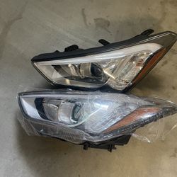 2013-2016 Hyundai Santa Fe Driver Side Headlight