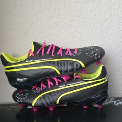 Puma King Ultimate x KidSuper Cleats (7m)