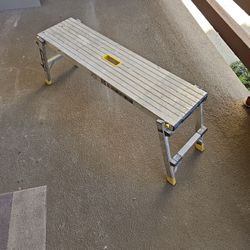 Gorilla Ladders Step Stool MODEL GLWP-47 