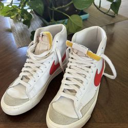 Sneakers Nike Vintage White Mid 77 