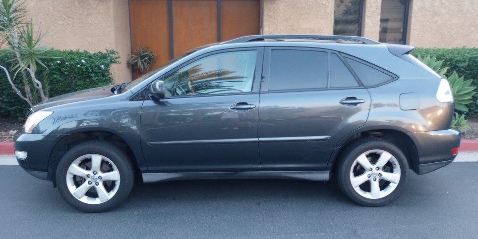 2004 Lexus RX 330