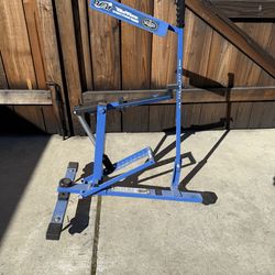 Louisville Slugger pitching machine