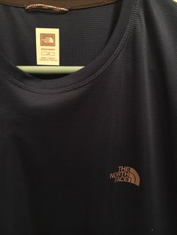 New Men's Large North Face Vapor Wick Sports Wear
