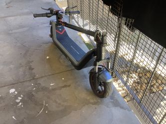NIU kqi e scooter